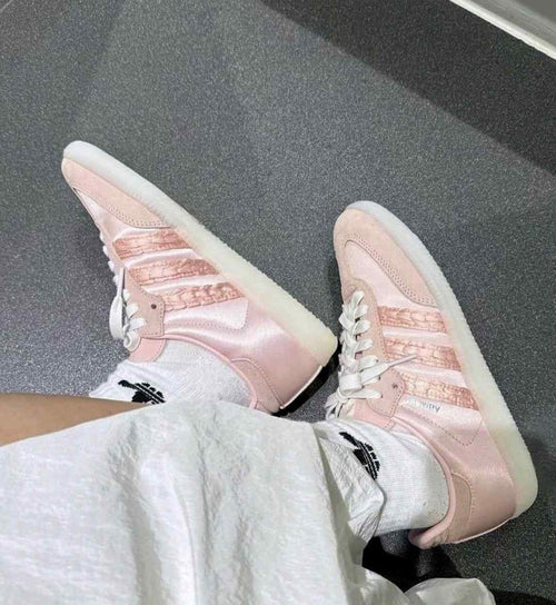 Adidass Samba OG Satin Sandy Pink