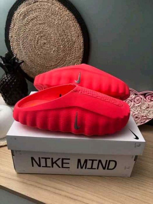 Nikee Mind 001 Mule Solar Red Fix 1188