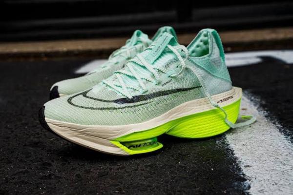 Nikke Air Zoom Alphafly