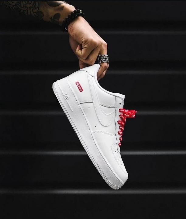 Nikk.e Airforce 1 Supreme White