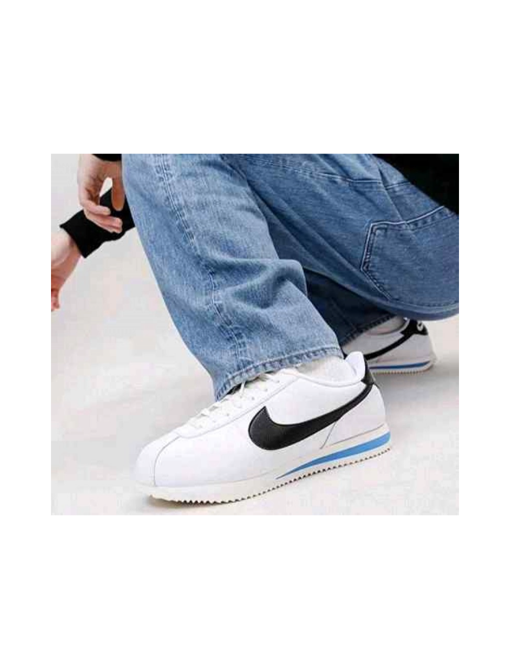 Nikkee Cortez TXT White Blue
