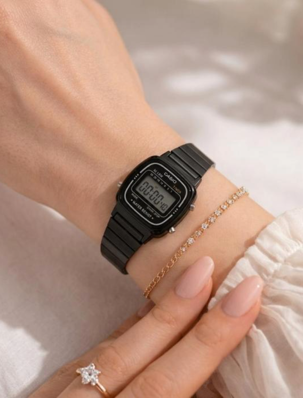 Casio Womens Vintage LA670