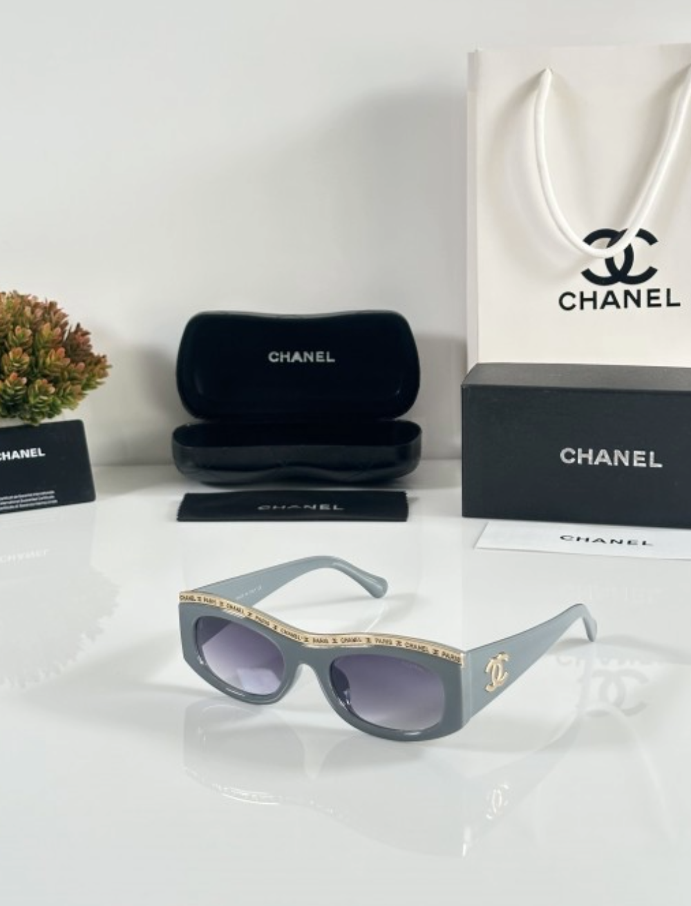 CH WMNS 8316 Grey  Ladies Sunglasses