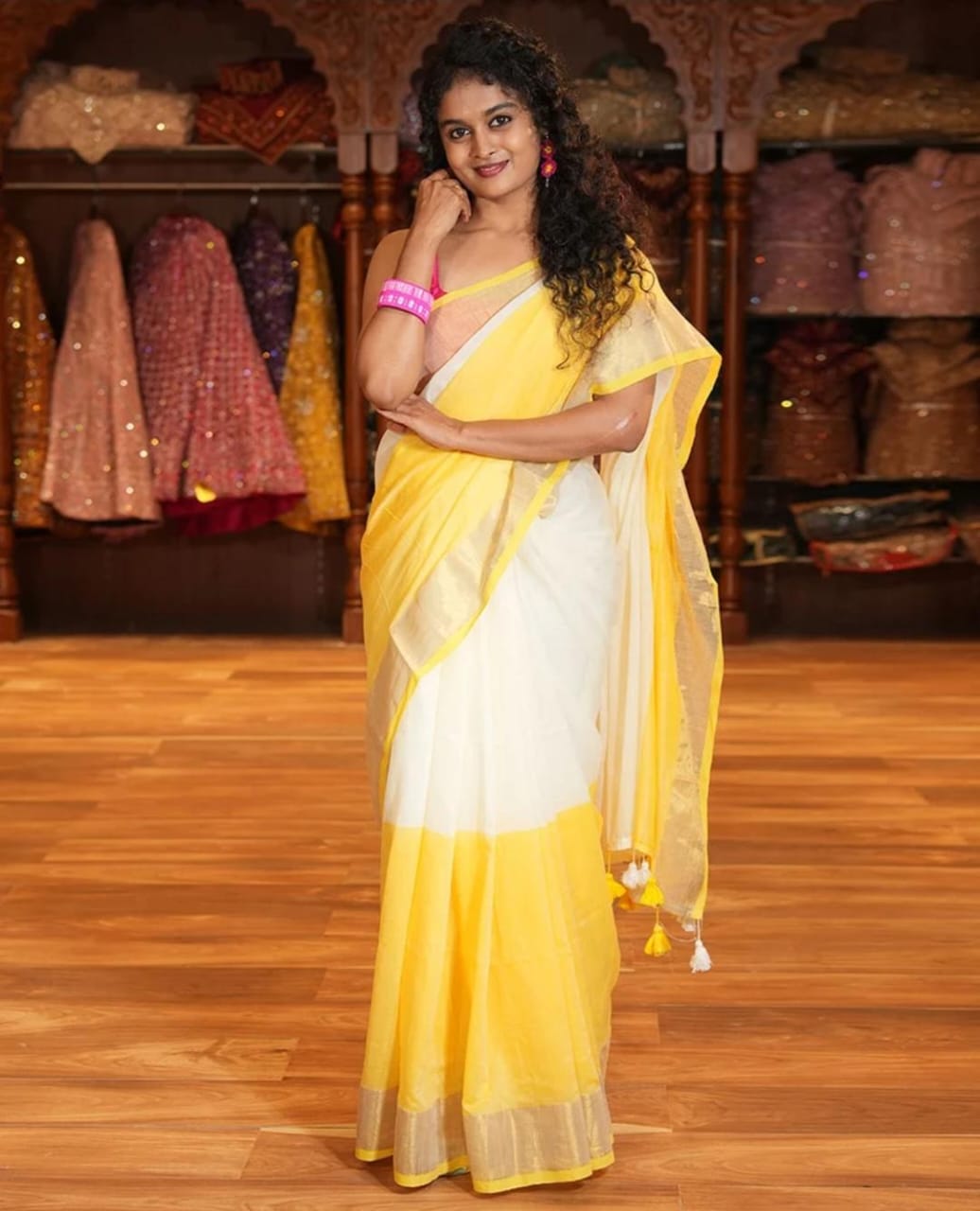 Khadi by Cotton Zari Border Beautiful Half Half &nbsp;Saree